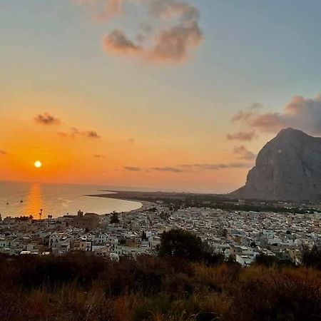 B&B Verso Il Faro San Vito Lo Capo Exteriör bild