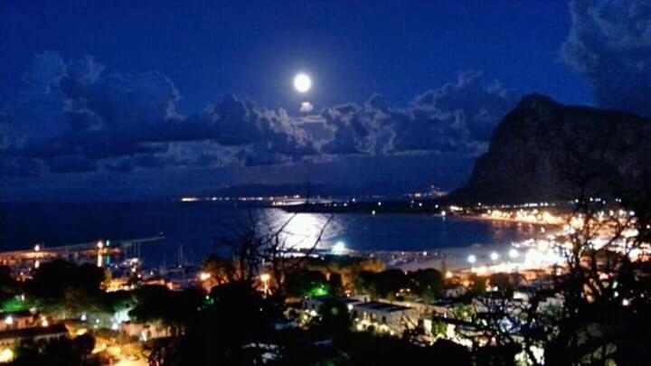 B&B Verso Il Faro San Vito Lo Capo Exteriör bild